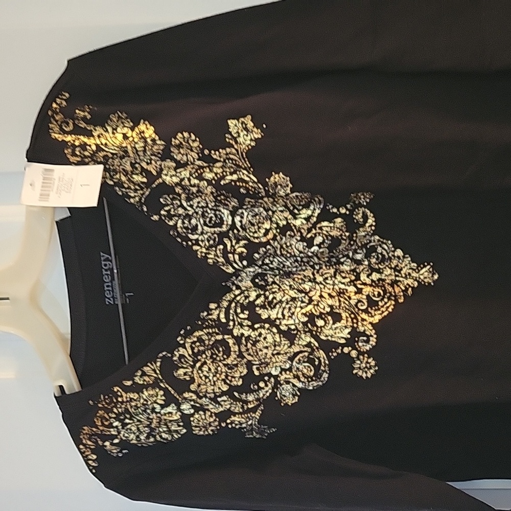 Chicos zenergy black with gold stones 3/4 sleeves medium - Picture 2 of 6